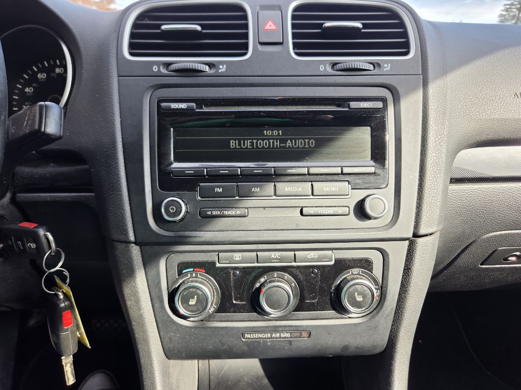 Photo 11 of this VOLKSWAGEN JETTA