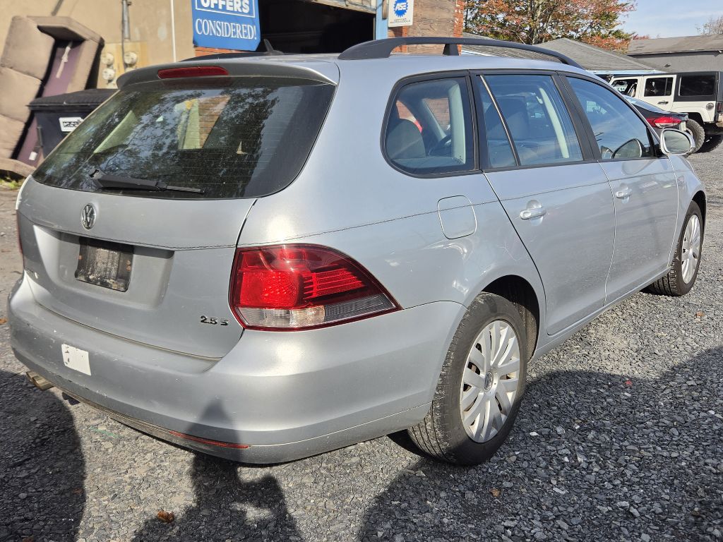 Photo 4 of this VOLKSWAGEN JETTA