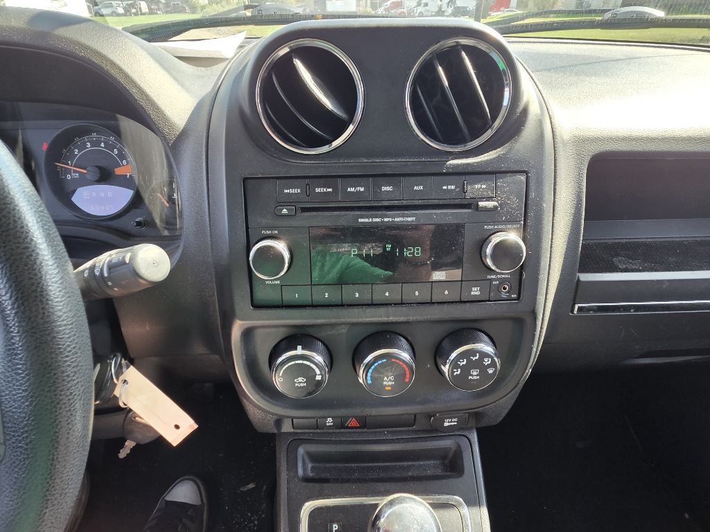 Photo 13 of this JEEP PATRIOT