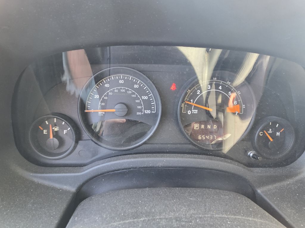 Photo 11 of this JEEP PATRIOT