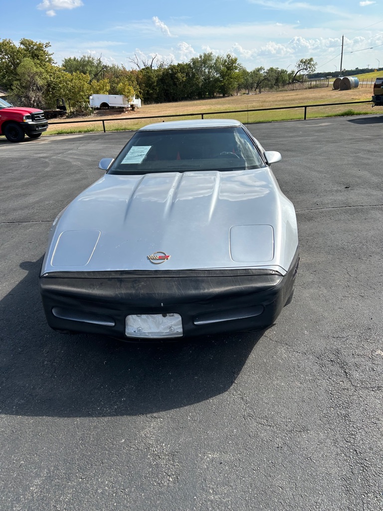 Photo 2 of this CHEVROLET CORVETTE