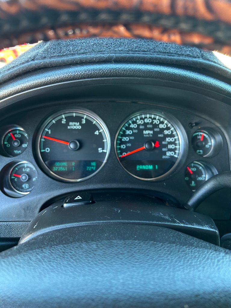 Photo 5 of this CHEVROLET SILVERADO 2500