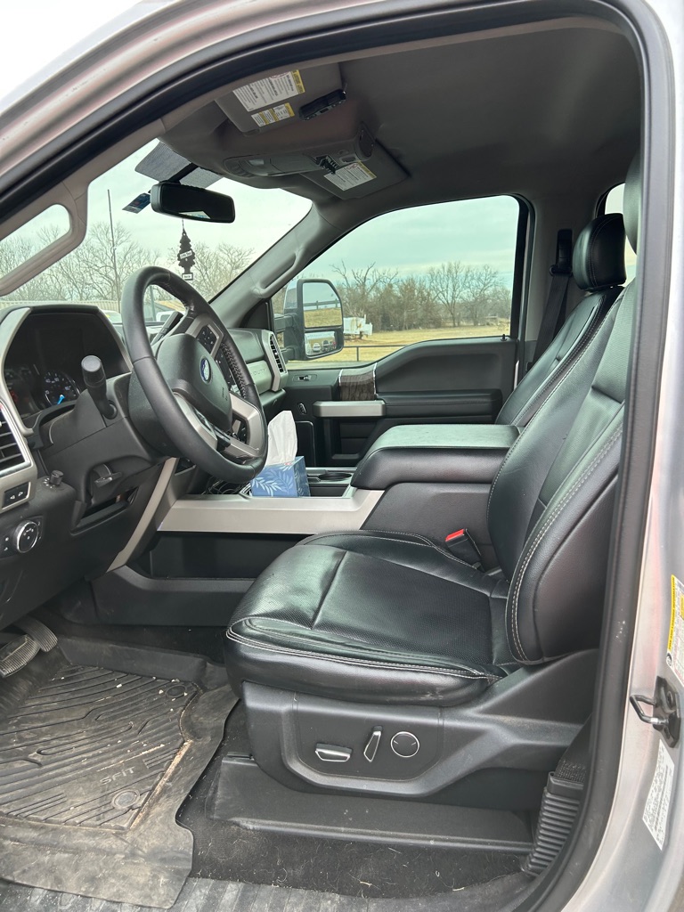 Photo 6 of this FORD F250