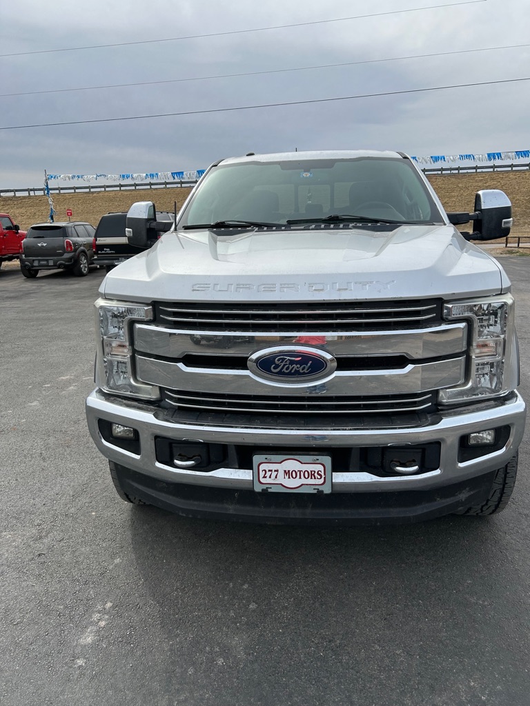 Photo 2 of this FORD F250