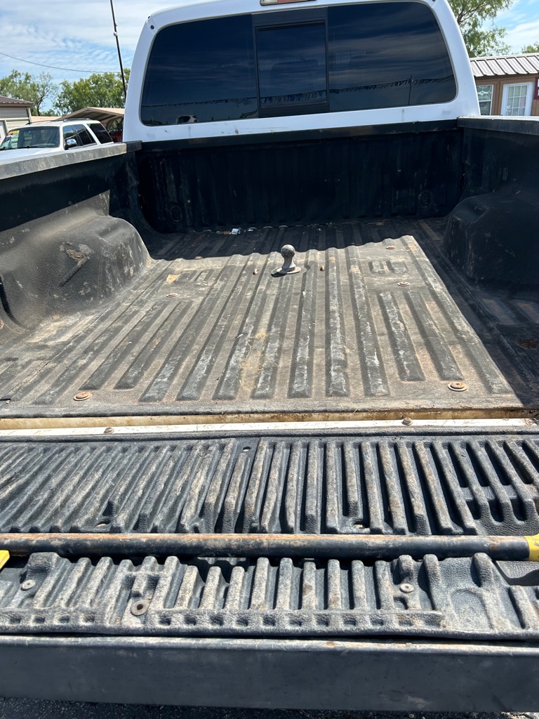 Photo 6 of this FORD F250