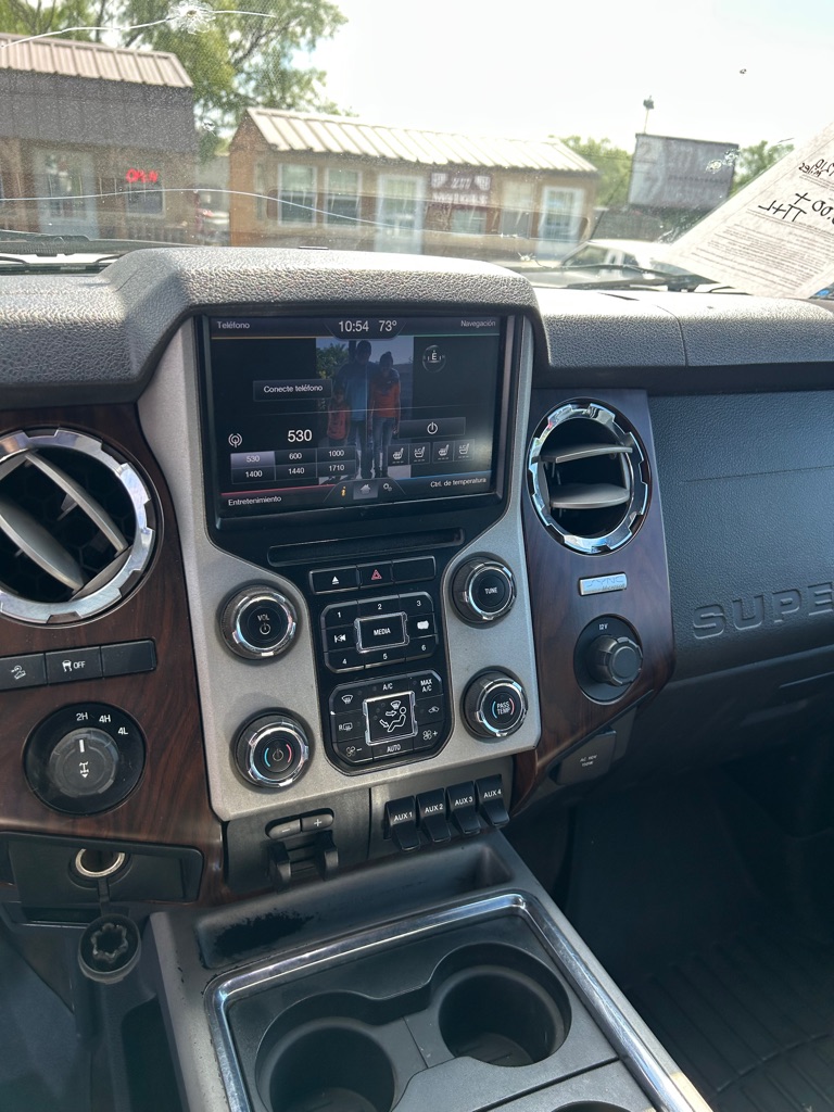 Photo 13 of this FORD F250