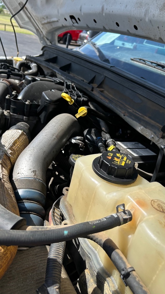 Photo 17 of this FORD F250