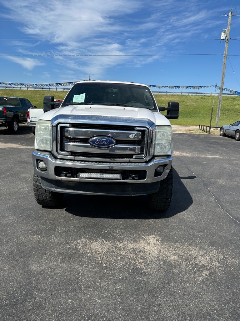 Photo 2 of this FORD F250