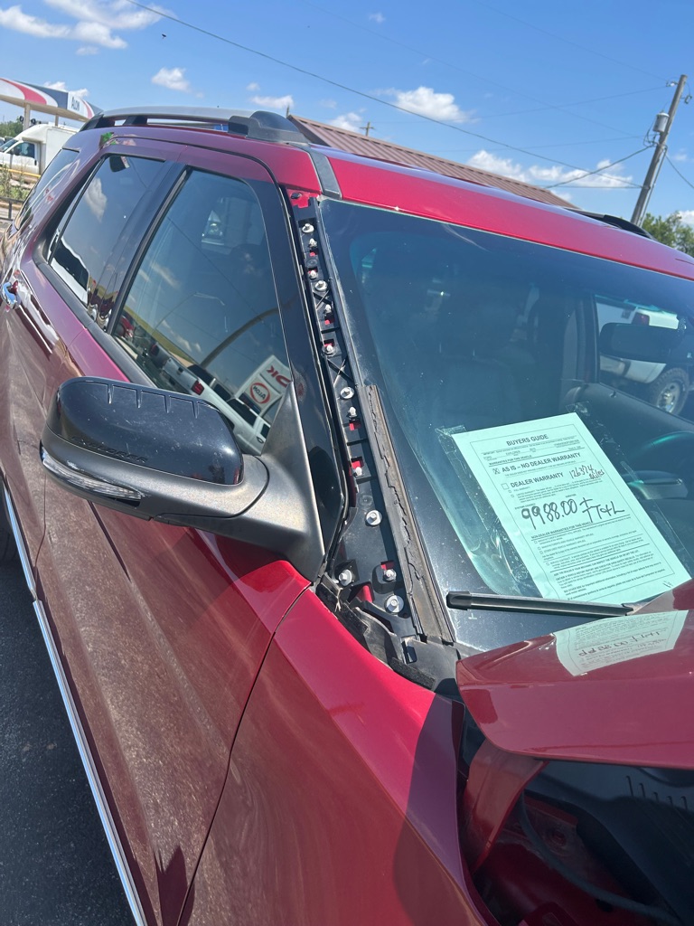 Photo 17 of this FORD EXPLORER