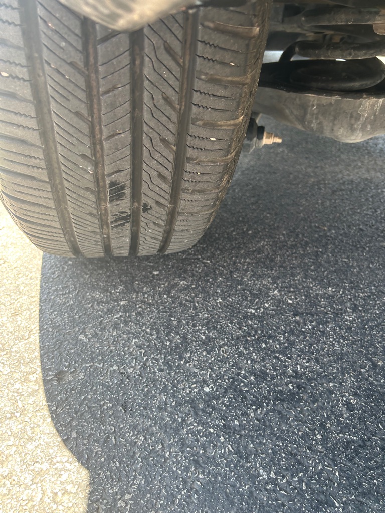 Photo 20 of this FORD EXPLORER