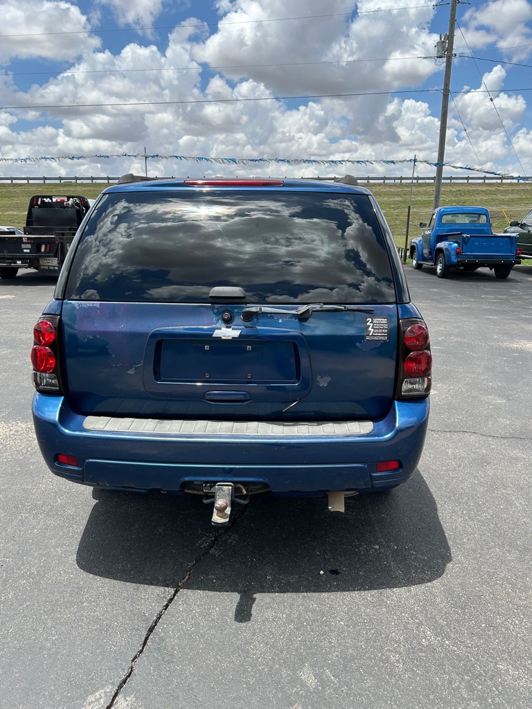 Photo 4 of this CHEVROLET TRAILBLAZER