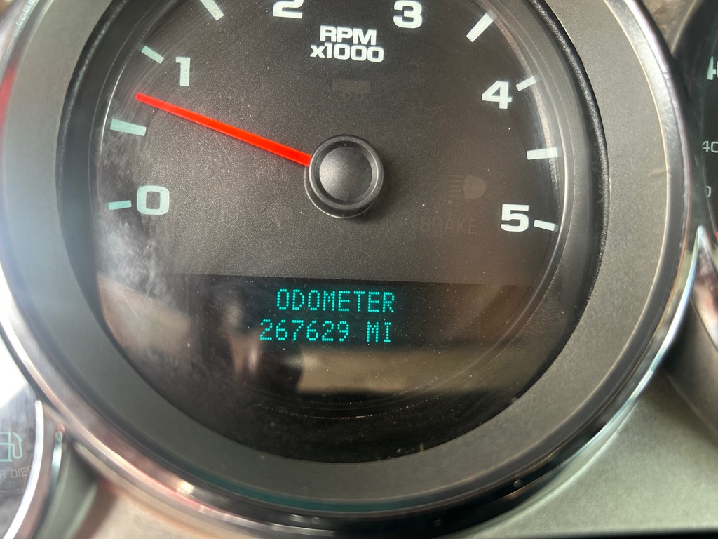 Photo 7 of this CHEVROLET SILVERADO 3500