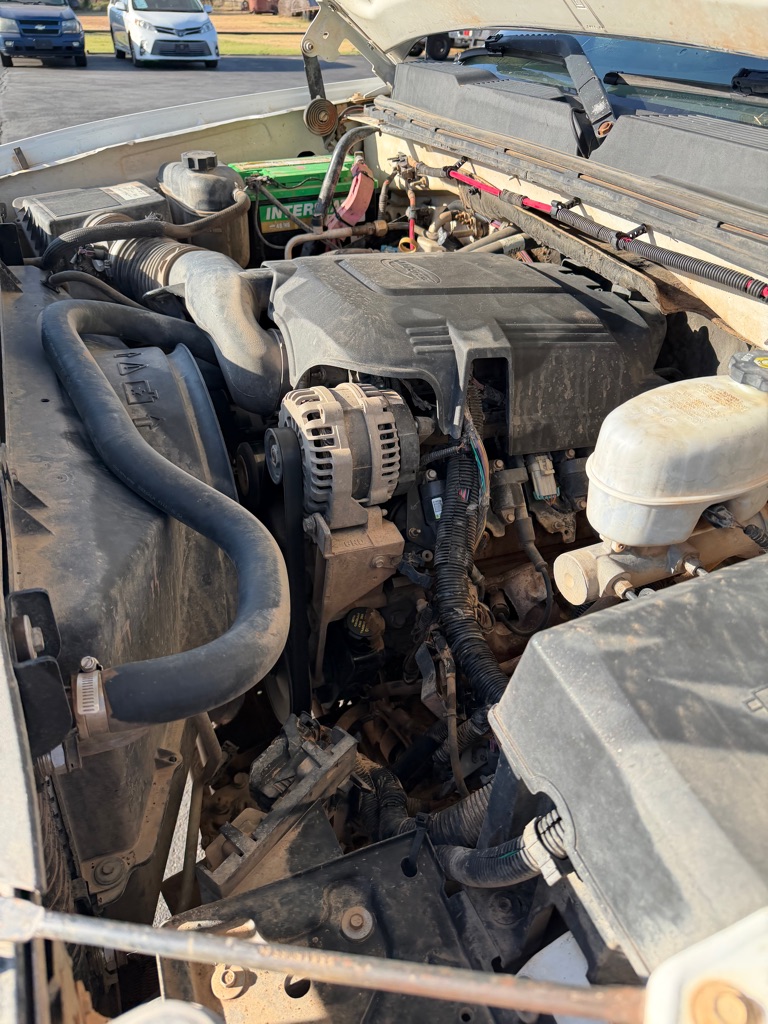 Photo 16 of this CHEVROLET SILVERADO 2500