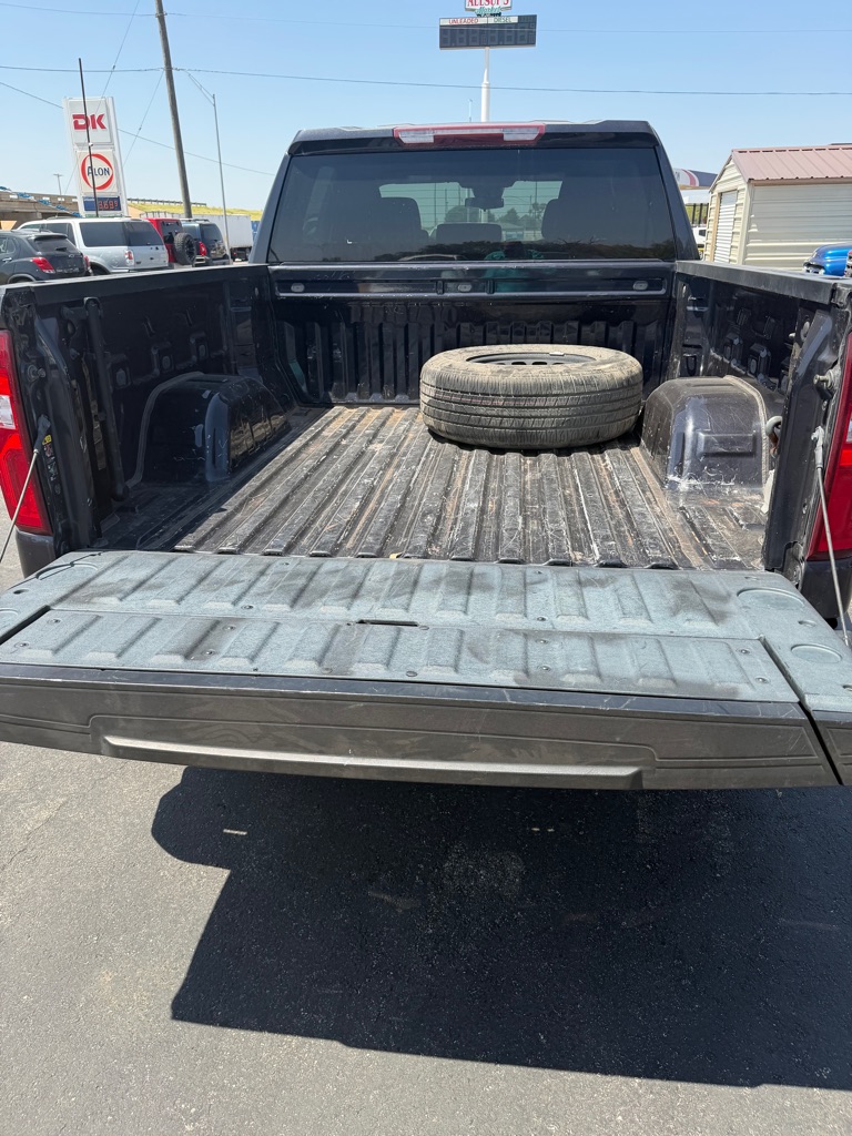 Photo 8 of this CHEVROLET SILVERADO 1500