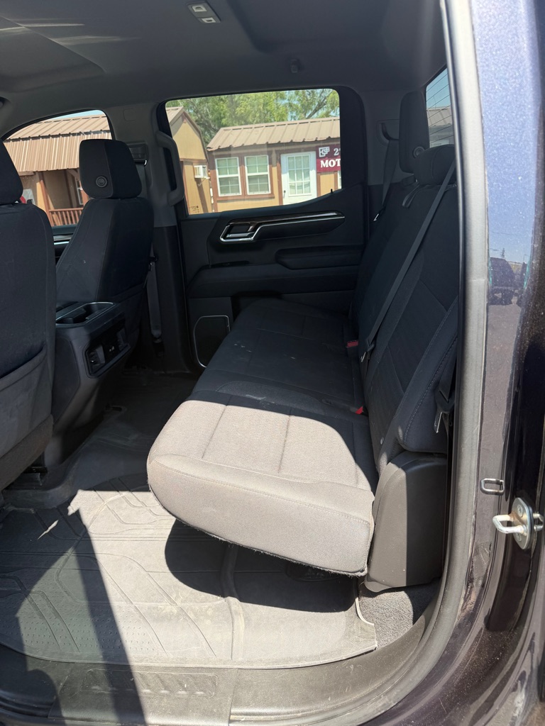 Photo 10 of this CHEVROLET SILVERADO 1500