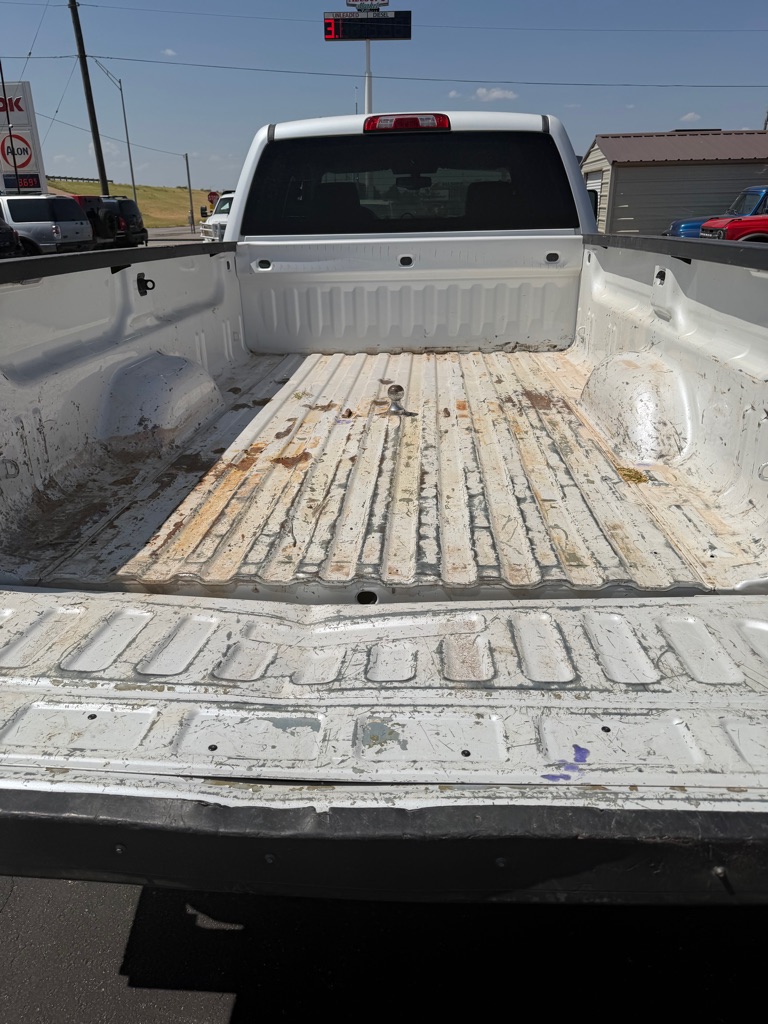 Photo 5 of this GMC SIERRA