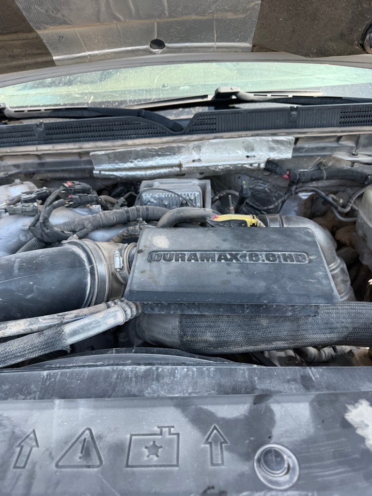 Photo 18 of this GMC SIERRA