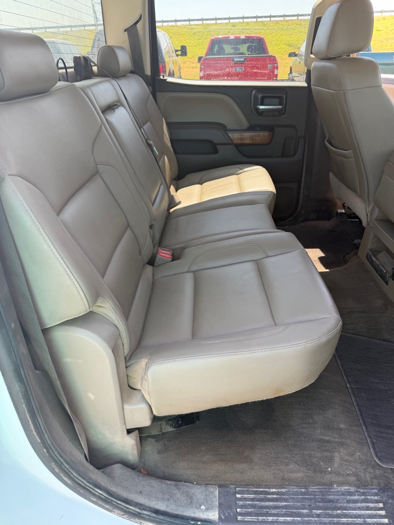 Photo 12 of this GMC SIERRA