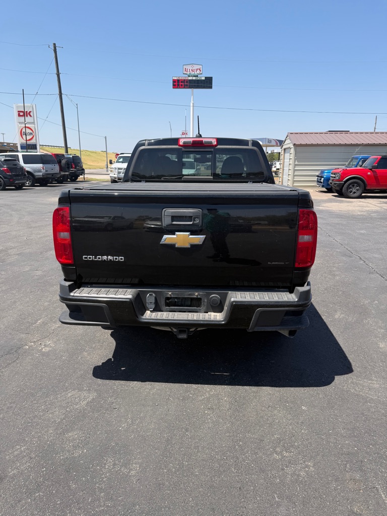 Photo 6 of this CHEVROLET COLORADO