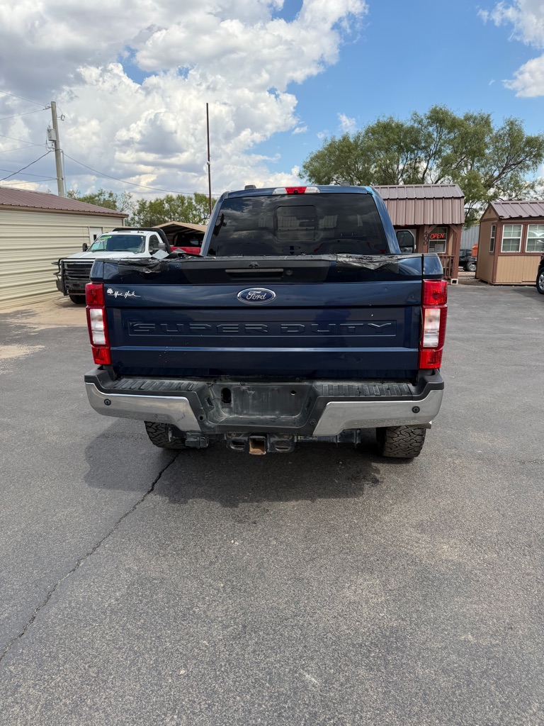 Photo 4 of this FORD F250