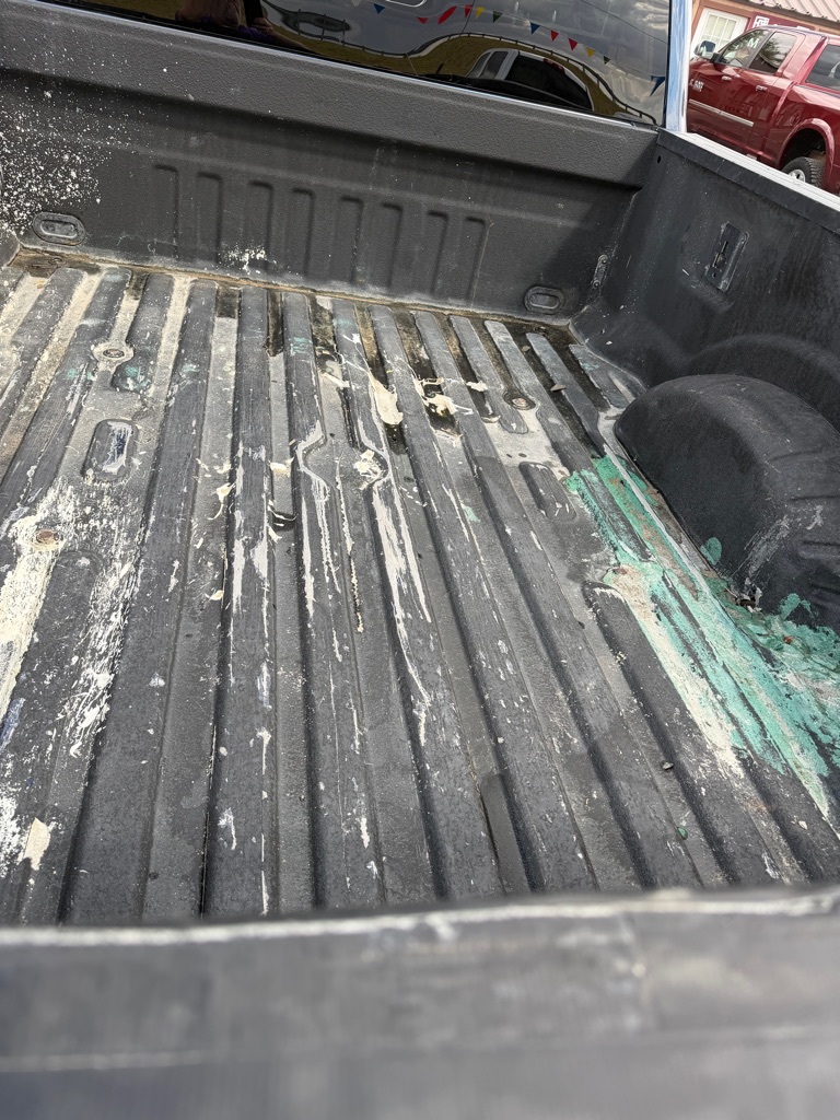 Photo 6 of this FORD F250