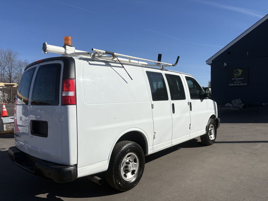 2017 Chevrolet Express Cargo 2500 RWD