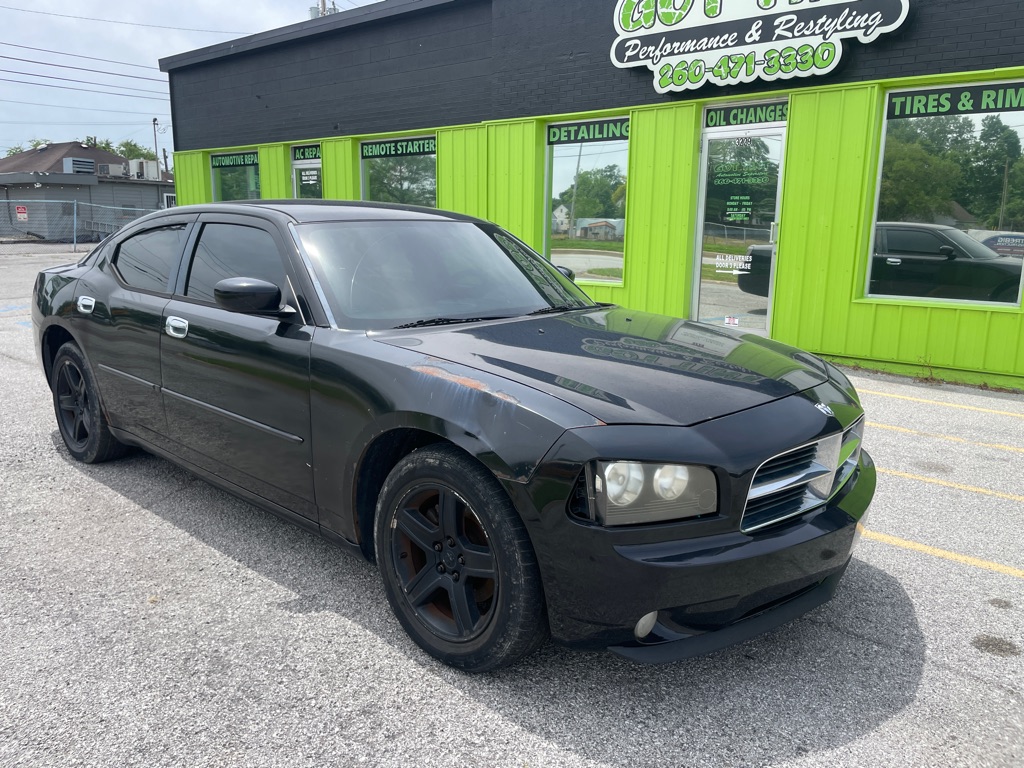 Photo 2 of this DODGE CHARGER