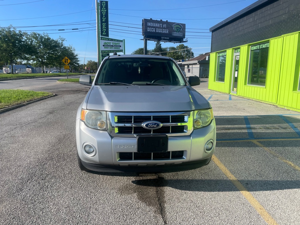 Photo 3 of this FORD ESCAPE