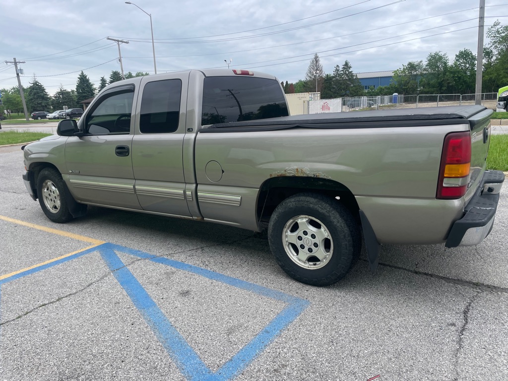Photo 5 of this CHEVROLET SILVERADO 1500