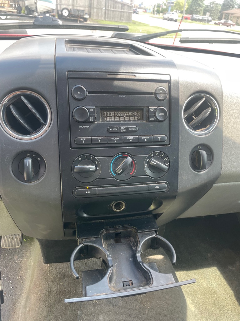 Photo 14 of this FORD F150