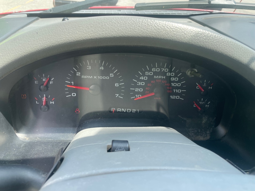 Photo 12 of this FORD F150