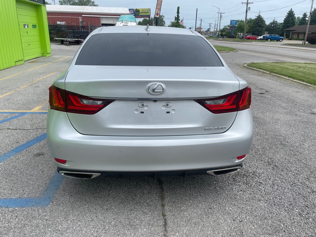 Photo 5 of this LEXUS GS