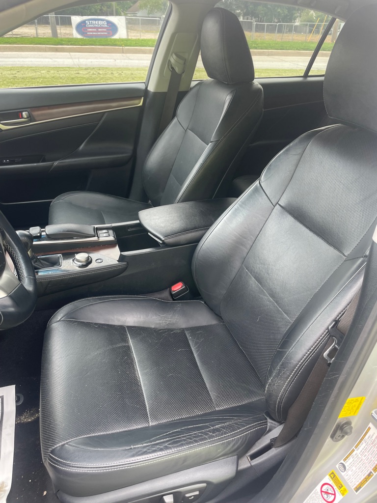 Photo 19 of this LEXUS GS
