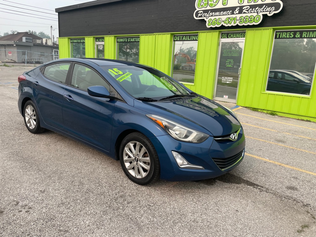 Photo 2 of this HYUNDAI ELANTRA