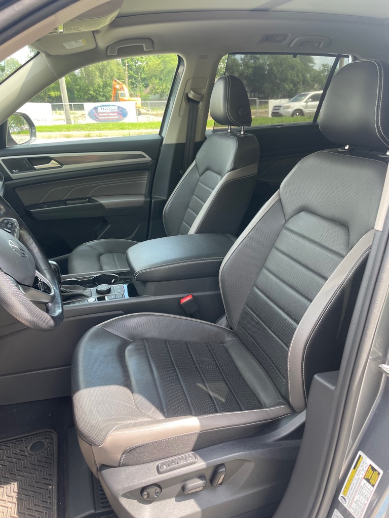 Photo 8 of this VOLKSWAGEN ATLAS