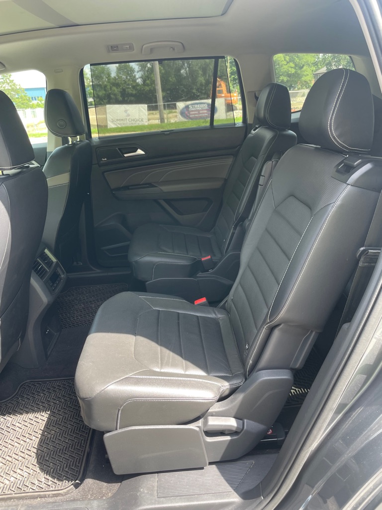 Photo 9 of this VOLKSWAGEN ATLAS