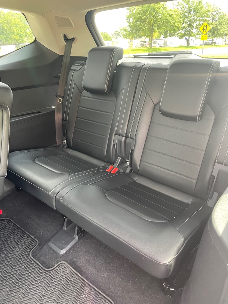 Photo 10 of this VOLKSWAGEN ATLAS