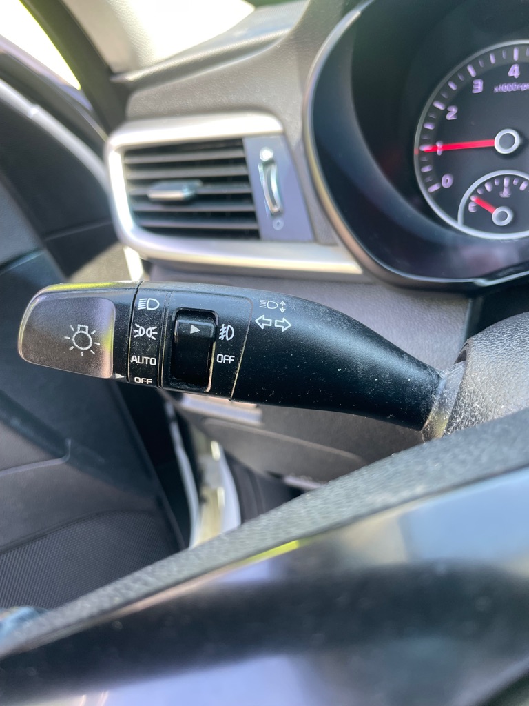 Photo 16 of this KIA OPTIMA