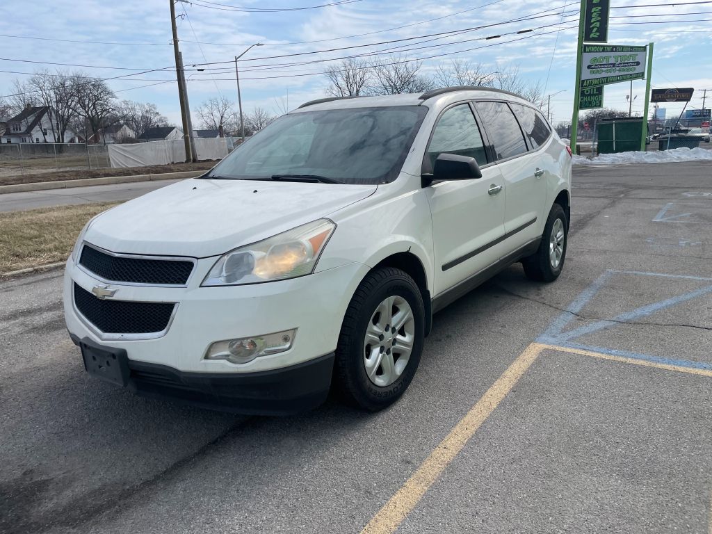 Photo 4 of this CHEVROLET TRAVERSE
