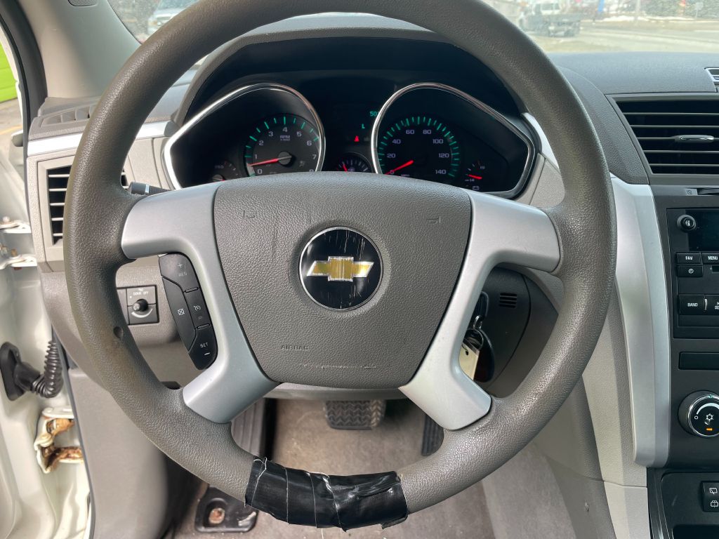 Photo 12 of this CHEVROLET TRAVERSE