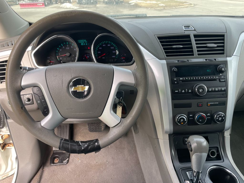 Photo 13 of this CHEVROLET TRAVERSE