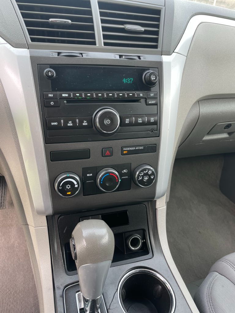 Photo 14 of this CHEVROLET TRAVERSE