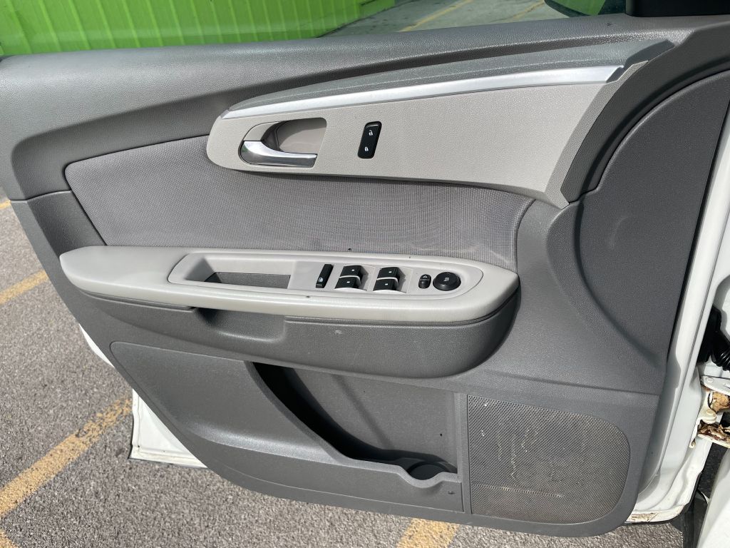 Photo 16 of this CHEVROLET TRAVERSE