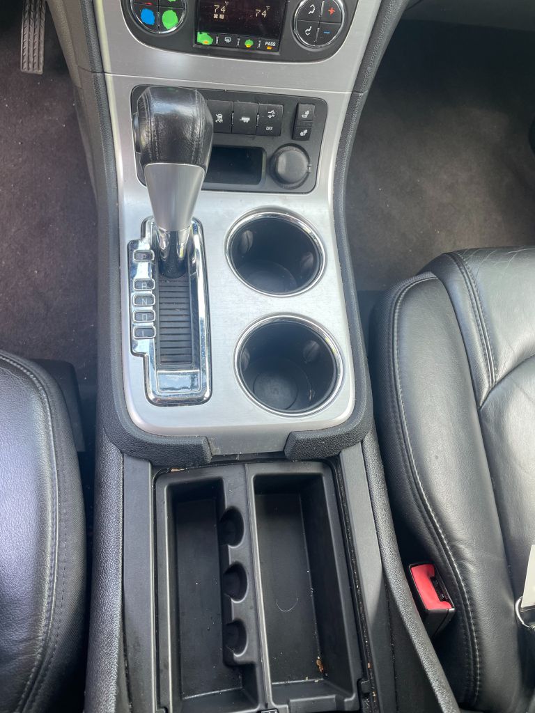 Photo 9 of this GMC ACADIA