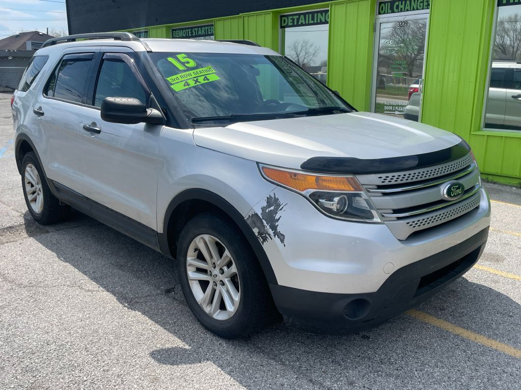 Photo 2 of this FORD EXPLORER