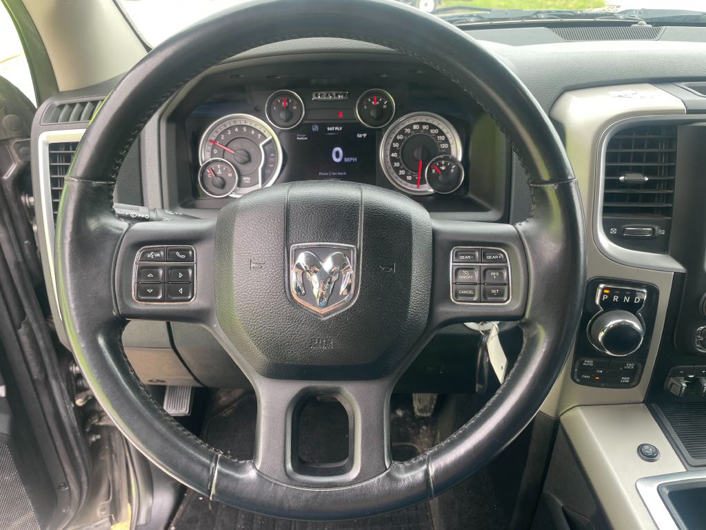 Photo 9 of this RAM 1500