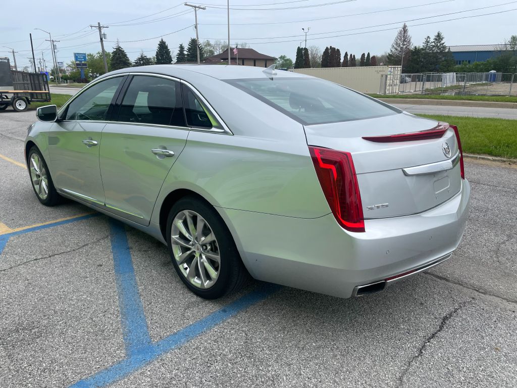 Photo 5 of this CADILLAC XTS
