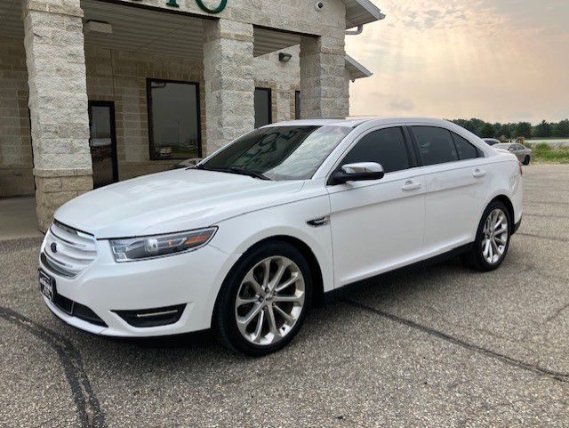 Photo 3 of this FORD TAURUS