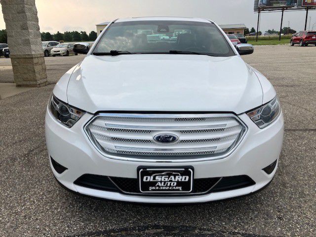 Photo 5 of this FORD TAURUS