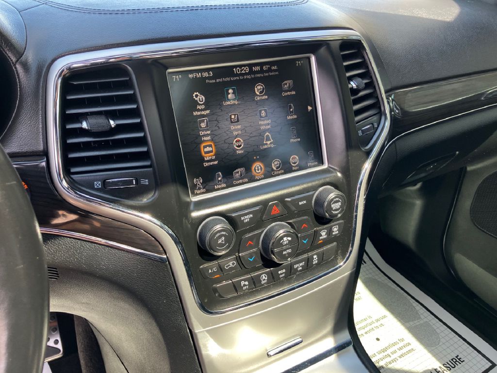 Photo 8 of this JEEP GRAND CHEROKEE